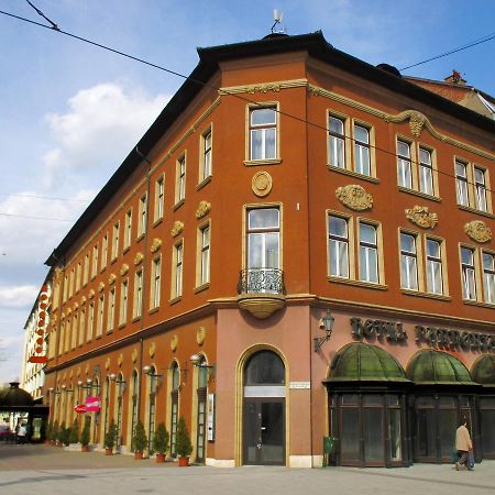 Hotel Pannonia Мишкольц Экстерьер фото