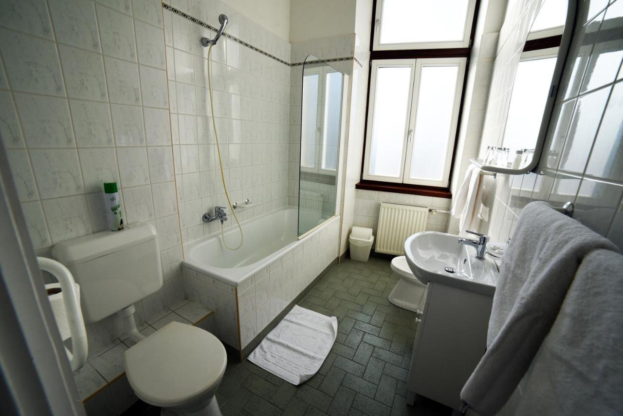 Hotel Pannonia Мишкольц Экстерьер фото