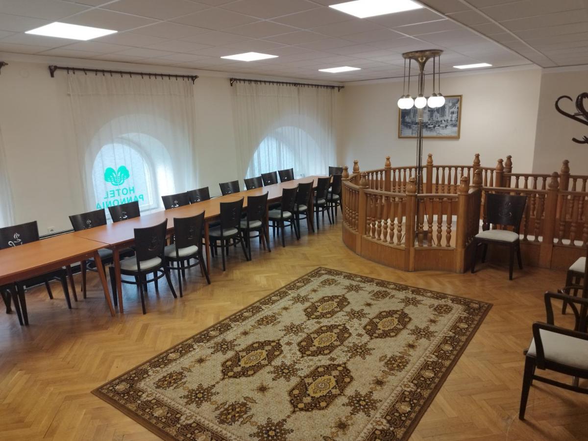 Hotel Pannonia Мишкольц Экстерьер фото