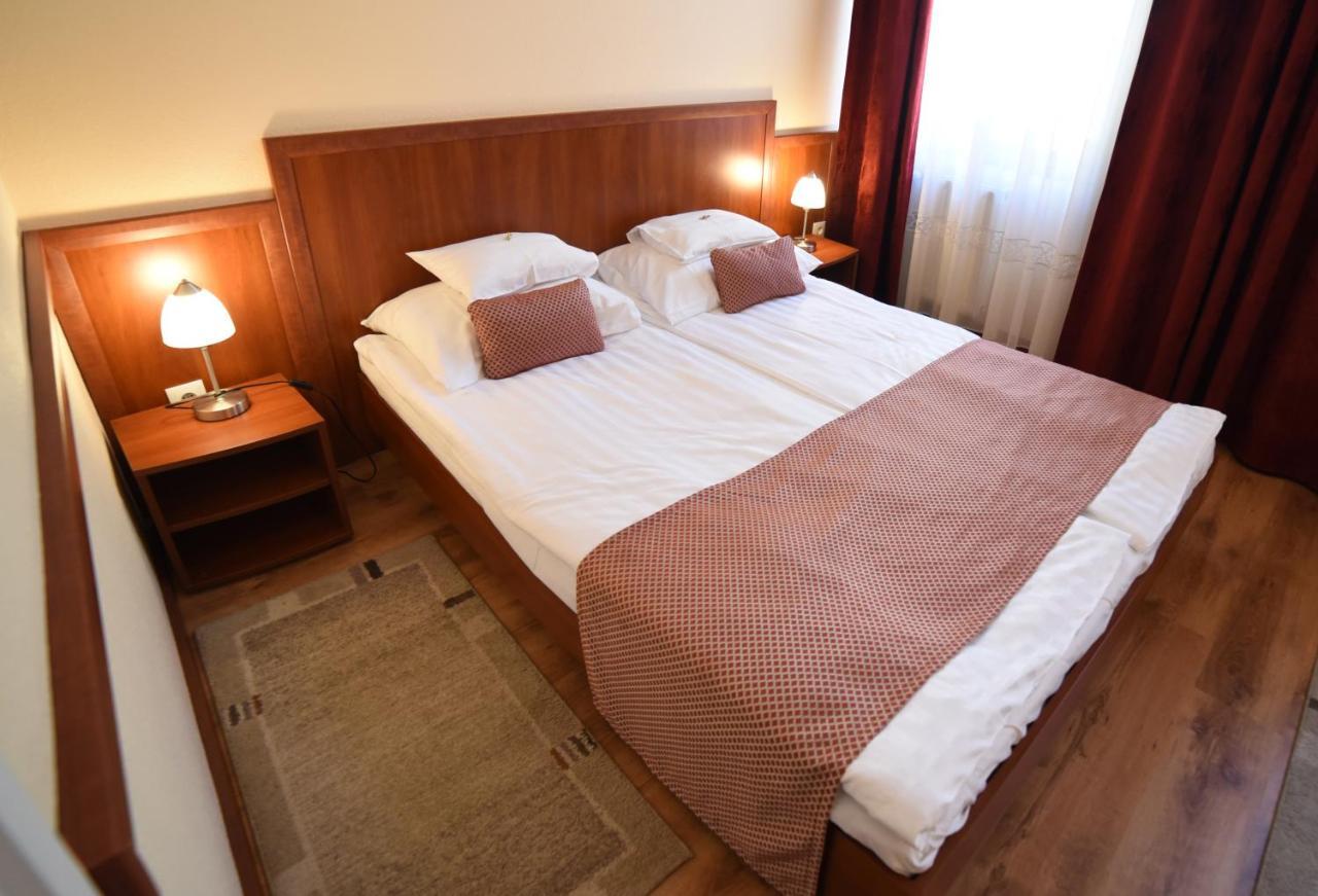 Hotel Pannonia Мишкольц Экстерьер фото