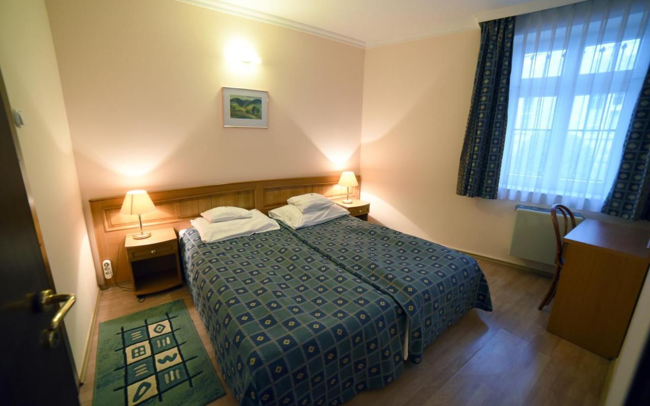 Hotel Pannonia Мишкольц Экстерьер фото