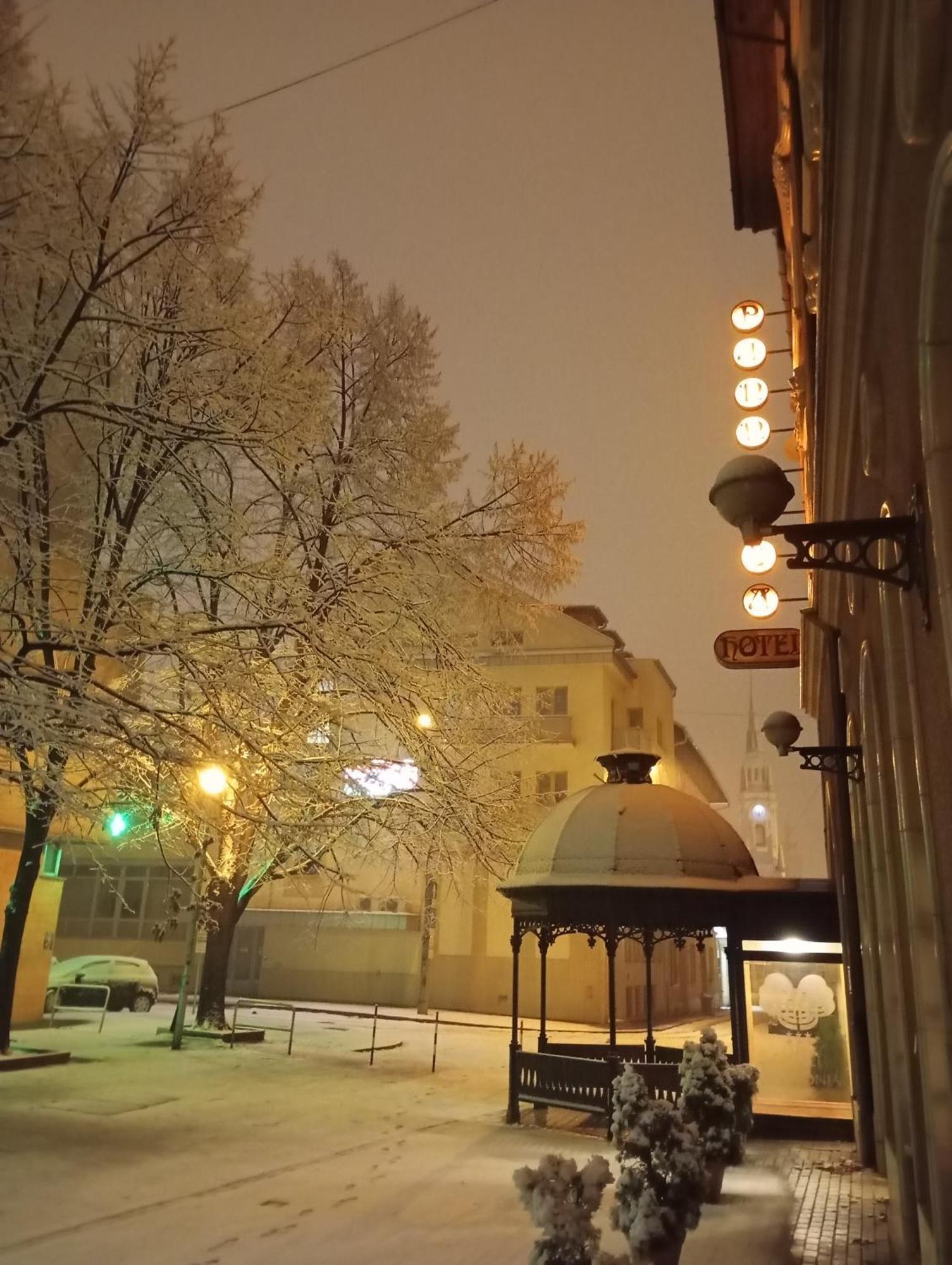 Hotel Pannonia Мишкольц Экстерьер фото